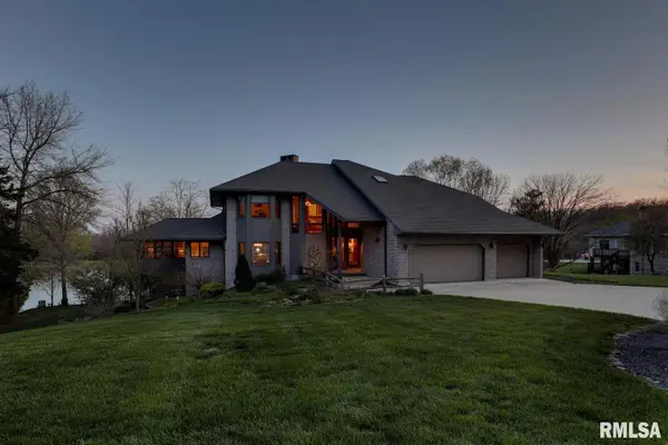 4910 Hidden Cove Drive, Quincy, IL 62305