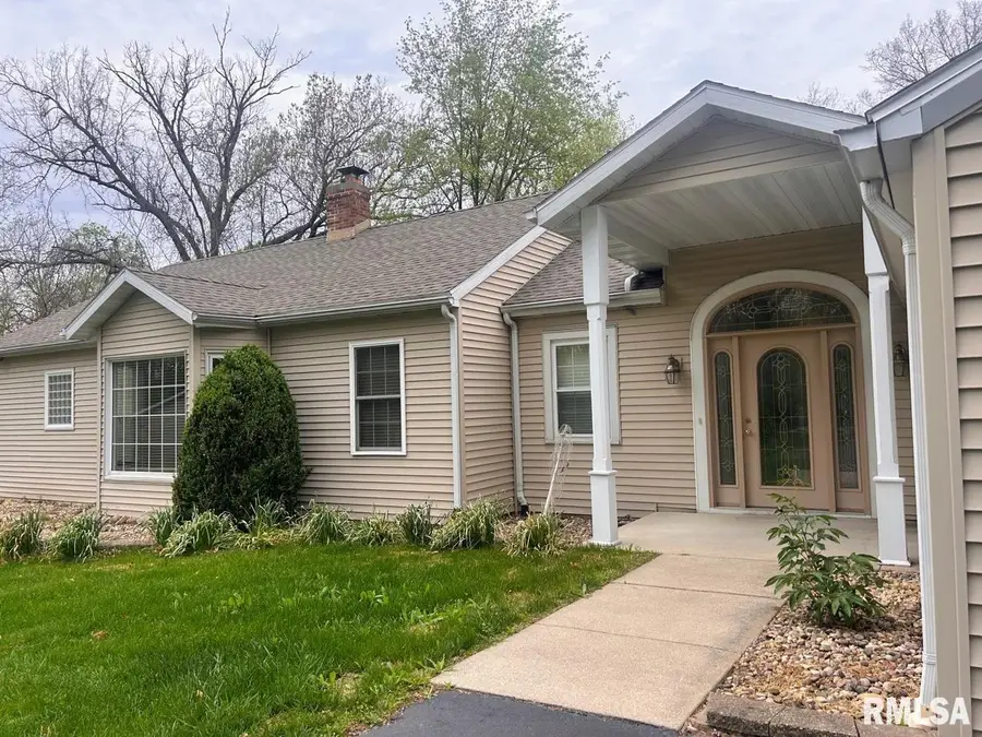 41 W Hazel Dell Lane, Springfield, IL 62703 - #2