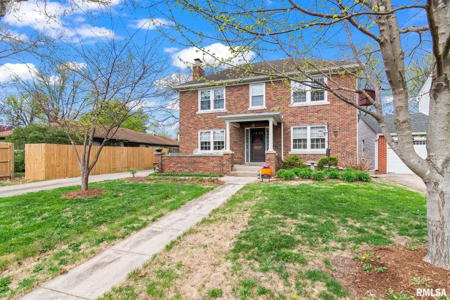 1421 S Douglas Avenue, Springfield, IL 62704 - #3