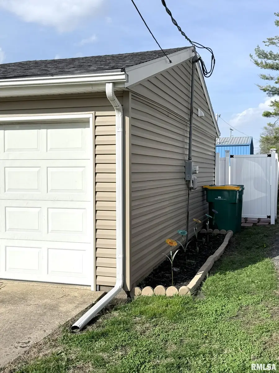 1989 Baird Avenue, Galesburg, IL 61401 - #2