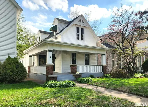 1512 State Street, Quincy, IL 62301