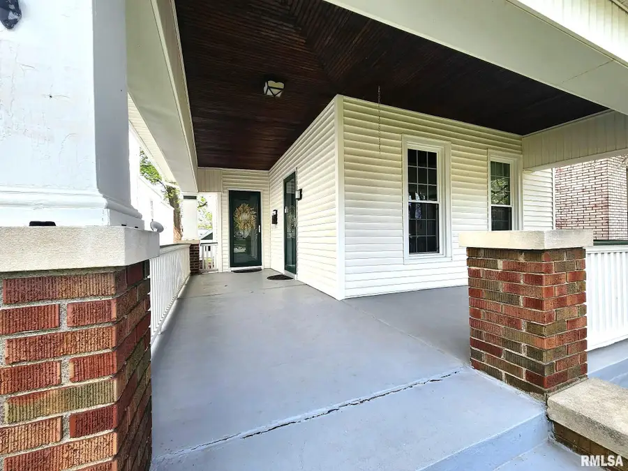 1512 State Street, Quincy, IL 62301 - #2