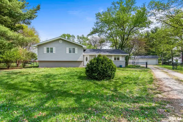 6088 Horseview Drive, Springfield, IL 62712