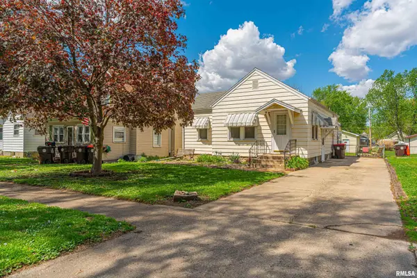 640 7th Street, Lincoln, IL 62656