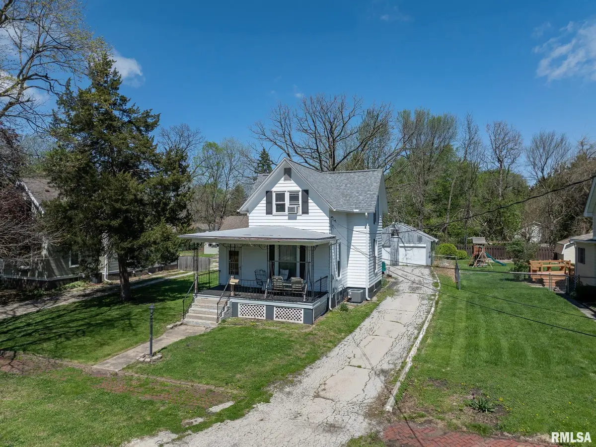 1013 Washington Avenue, Galesburg, IL 61401 - #1