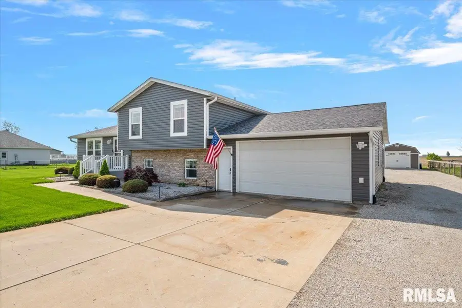 4800 W Divernon Road, Auburn, IL 62615 - #3