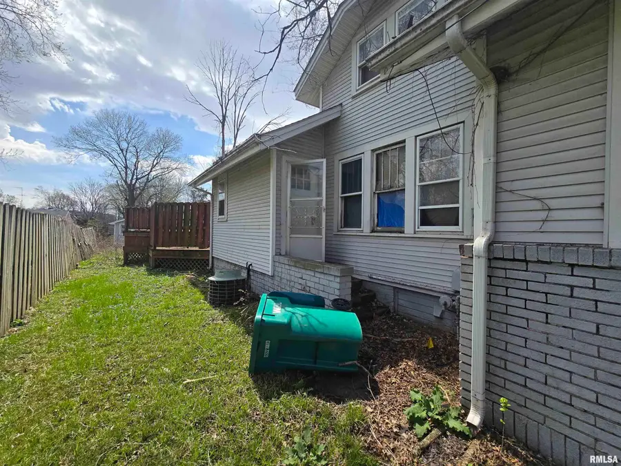 1360 W Main Street, Galesburg, IL 61401 - #3