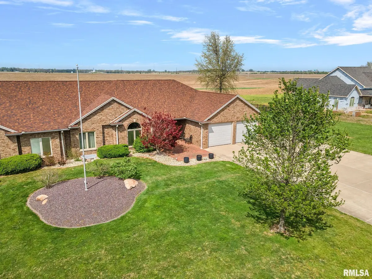 1572 Liberty Road, Jacksonville, IL 62650 - #1