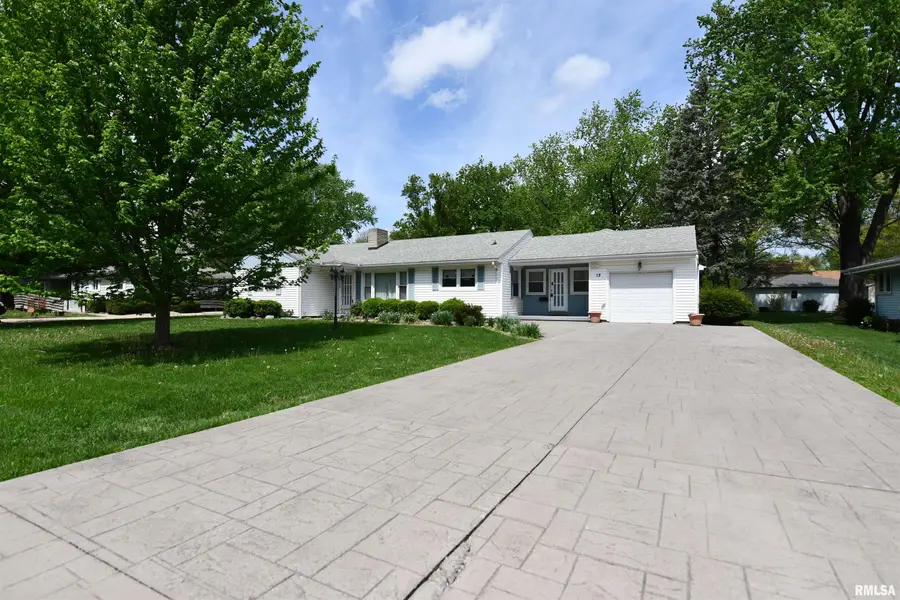 12 Diane Road, Decatur, IL 62526 - #2