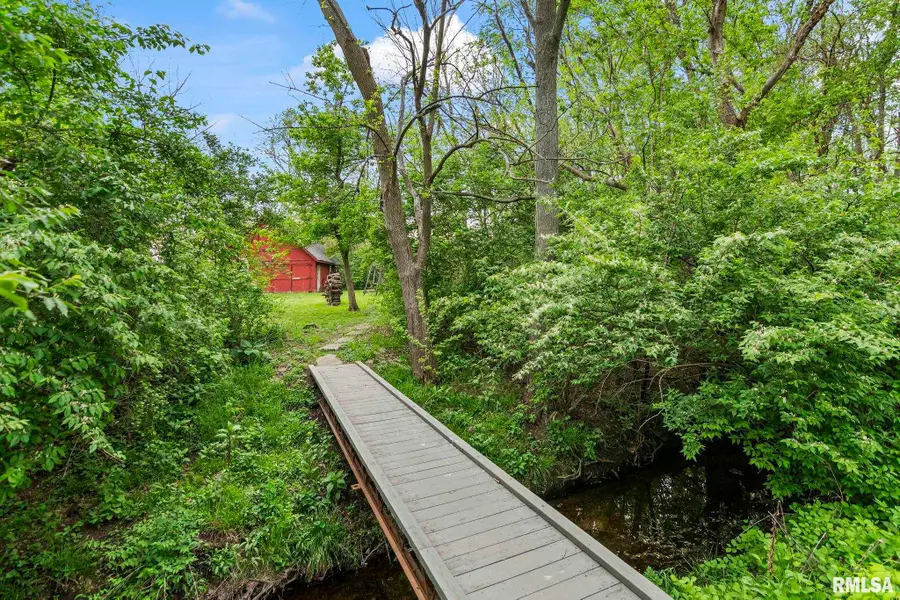 38 Wedgewood Lane, Girard, IL 62640 - #2