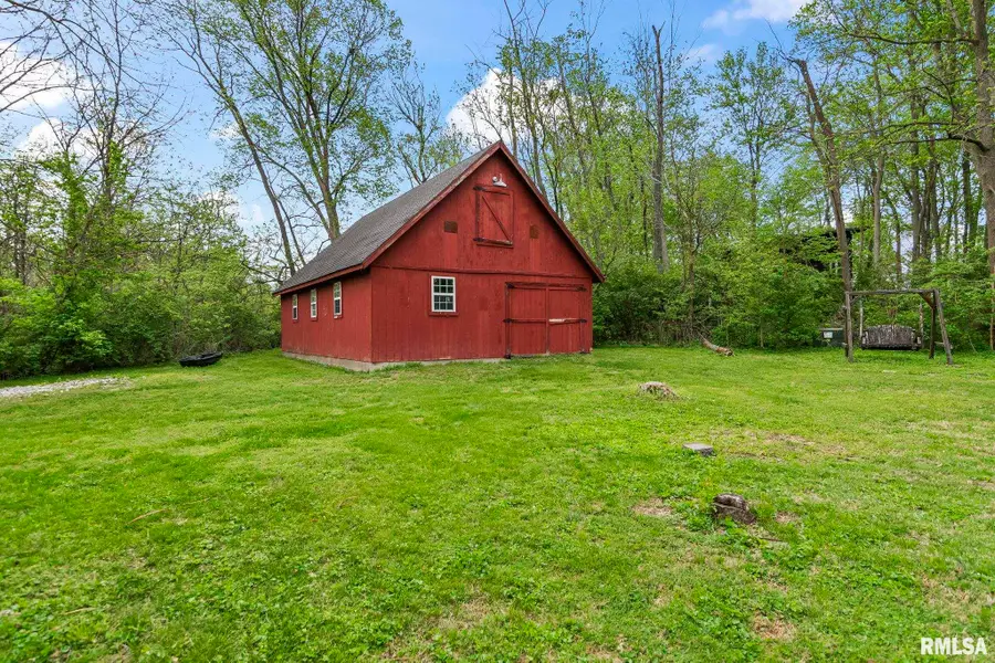 38 Wedgewood Lane, Girard, IL 62640 - #3