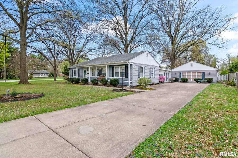 146 Circle Drive, Springfield, IL 62703 - #3