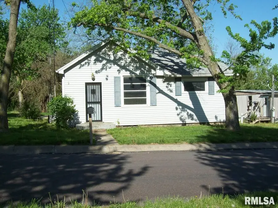 55 N Commercial Street, Winchester, IL 62694 - #2