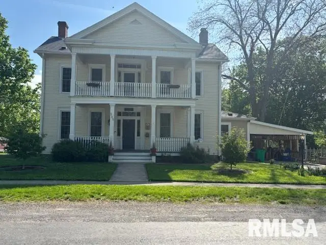 305 S East Street, Carlinville, IL 62626 - #1