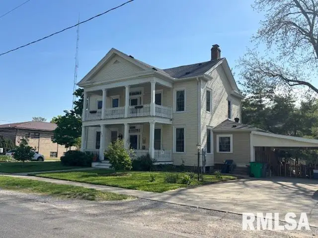 305 S East Street, Carlinville, IL 62626 - #2
