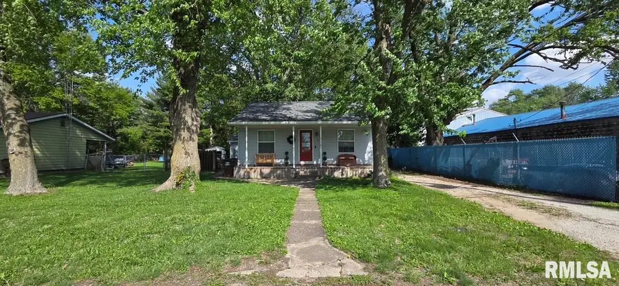 120 S State Street, Divernon, IL 62530 - #2