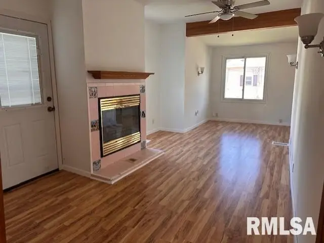 117 E Chambers Street, Jacksonville, IL 62650 - #2