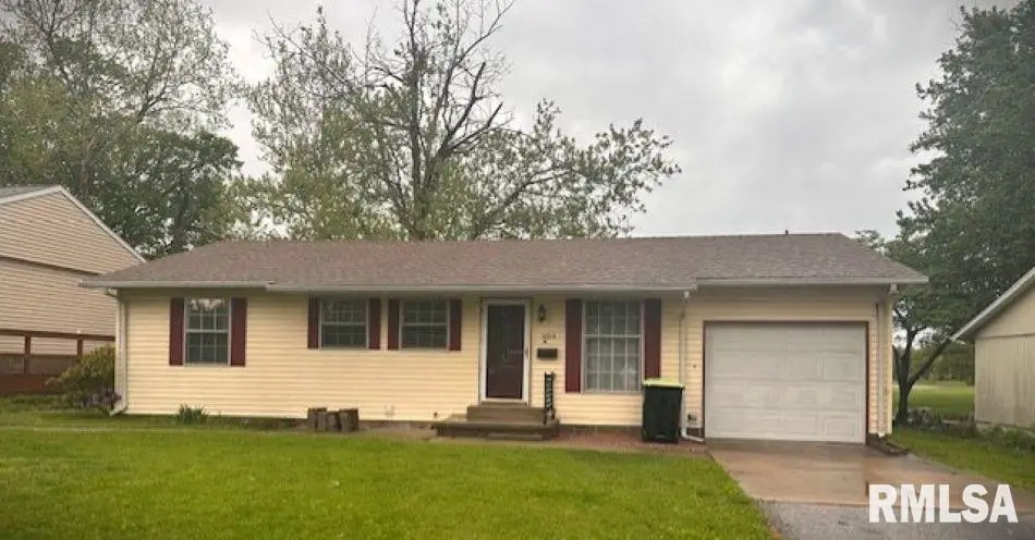 604 Gladstone Road, Jacksonville, IL 62650 - #1