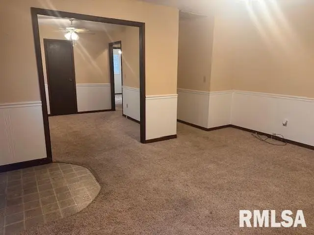 604 Gladstone Road, Jacksonville, IL 62650 - #3