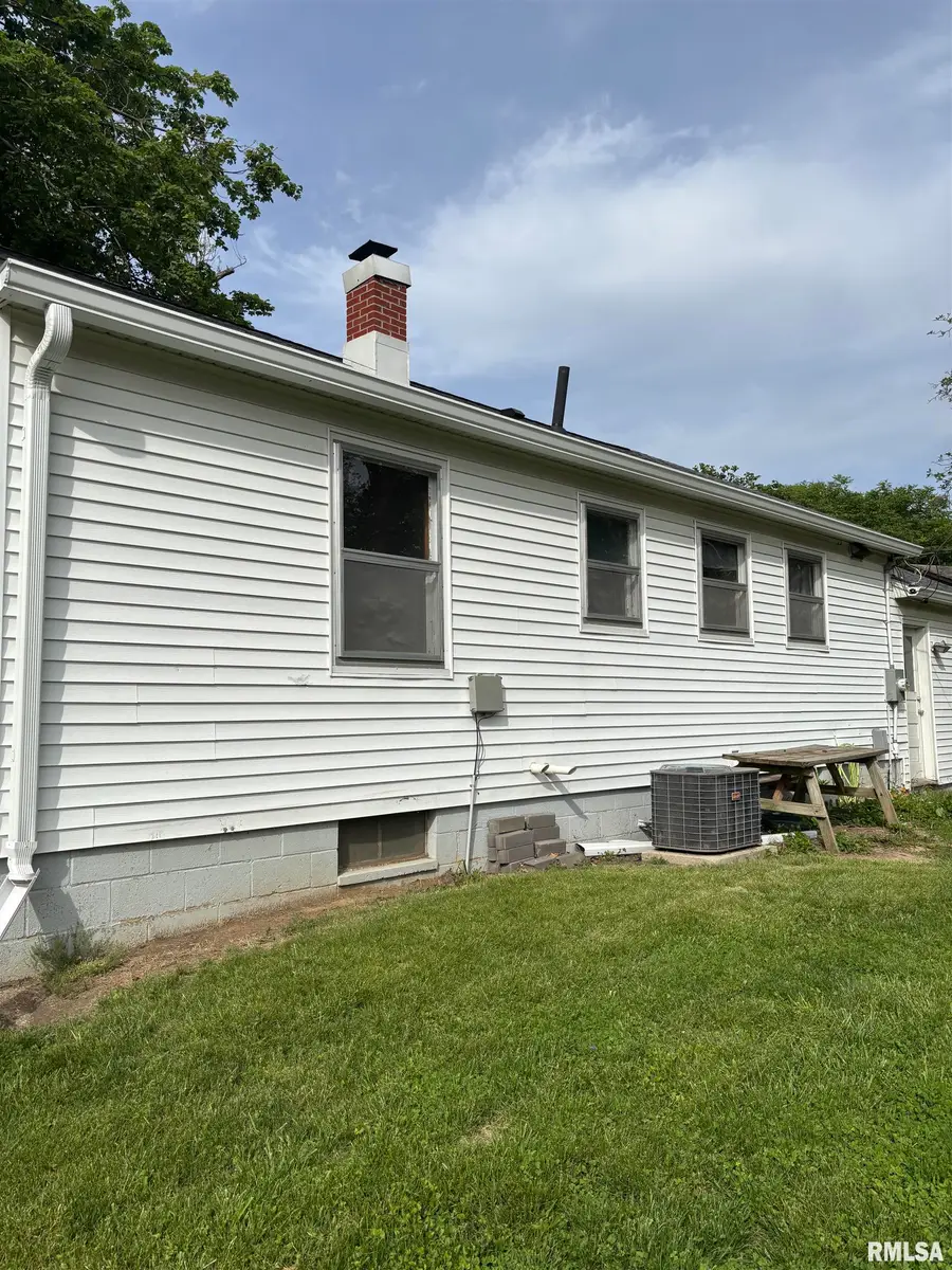 303 Laurel Drive, South Jacksonville, IL 62650 - #3