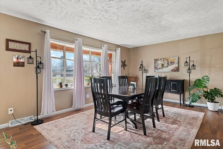 2721 Delaware Drive, Springfield, IL 62702 - #3