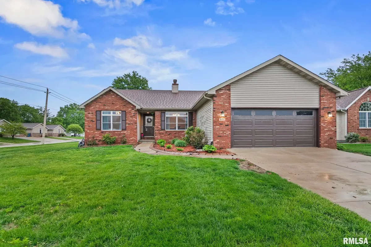 801 E Spruce Street, Chatham, IL 62629 - #1