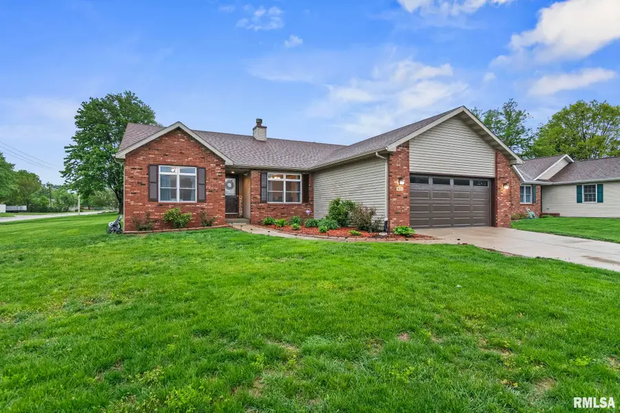 801 E Spruce Street, Chatham, IL 62629 - #2