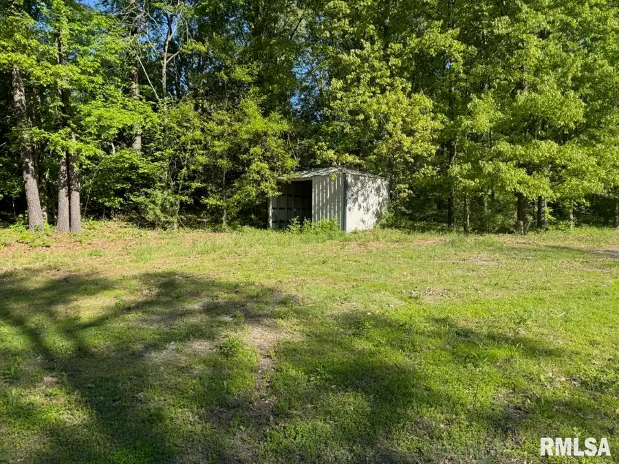 000 Herrin Road, Carterville, IL 62918 - #3