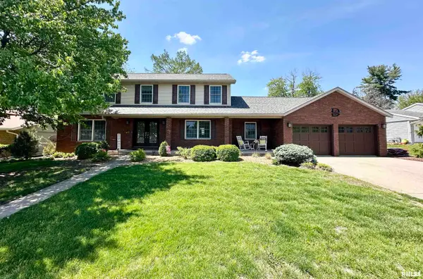 31 Book Lane, Jacksonville, IL 62650
