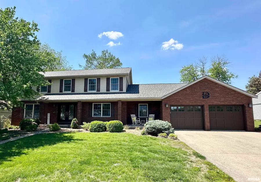 31 Book Lane, Jacksonville, IL 62650 - #2