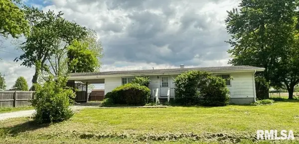 190 S East Street, Hull, IL 62343