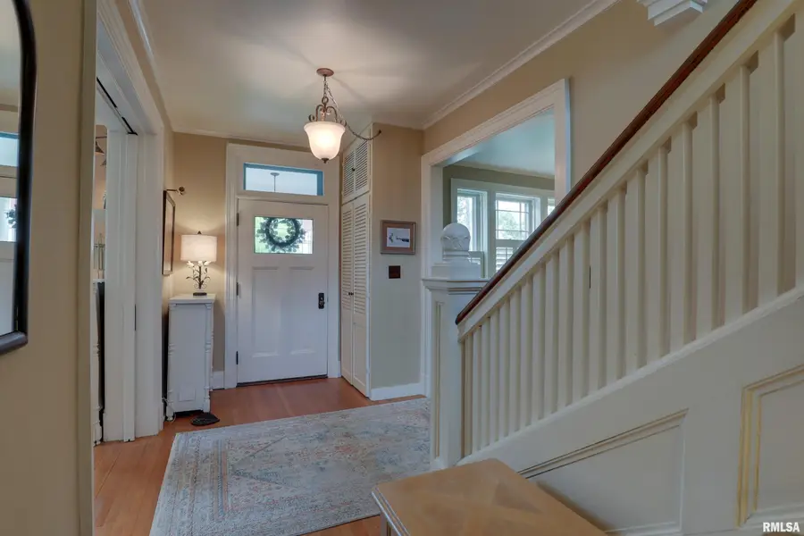 2120 Grove Avenue, Quincy, IL 62301 - #2