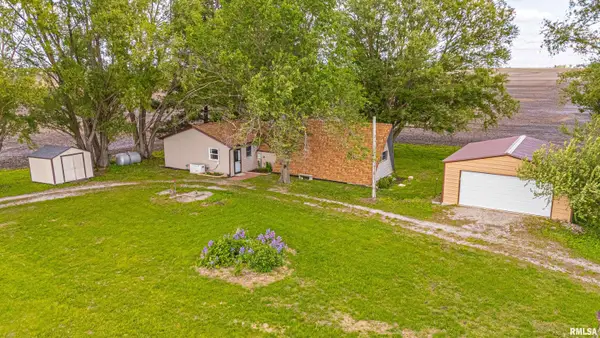 1254 700th Avenue, Lincoln, IL 62656