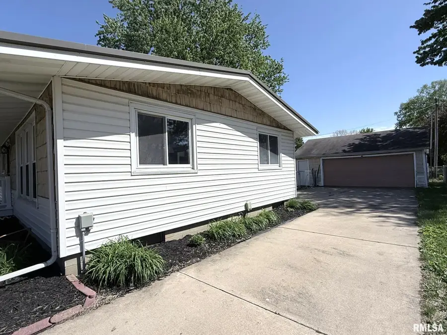 1820 Bluebird Drive, Galesburg, IL 61401 - #2