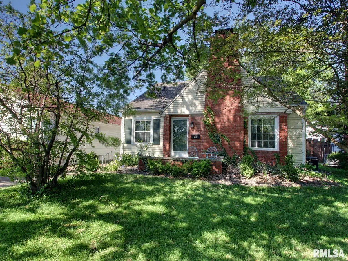 910 S 24th Street, Quincy, IL 62301 - #1