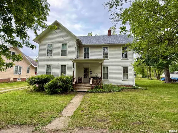 203 E Water Street, London Mills, IL 61544