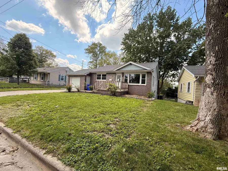 1951 E Florida Court, Decatur, IL 62521 - #2