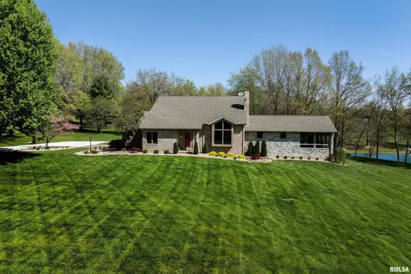 4729 Hidden Cove Road, Quincy, IL 62305