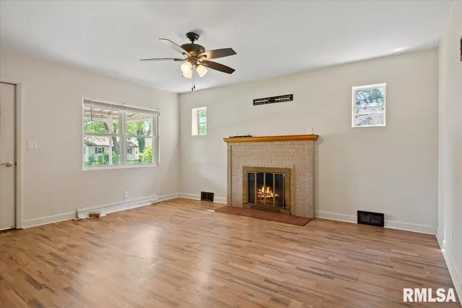 3211 S 3rd Street, Springfield, IL 62703 - #3