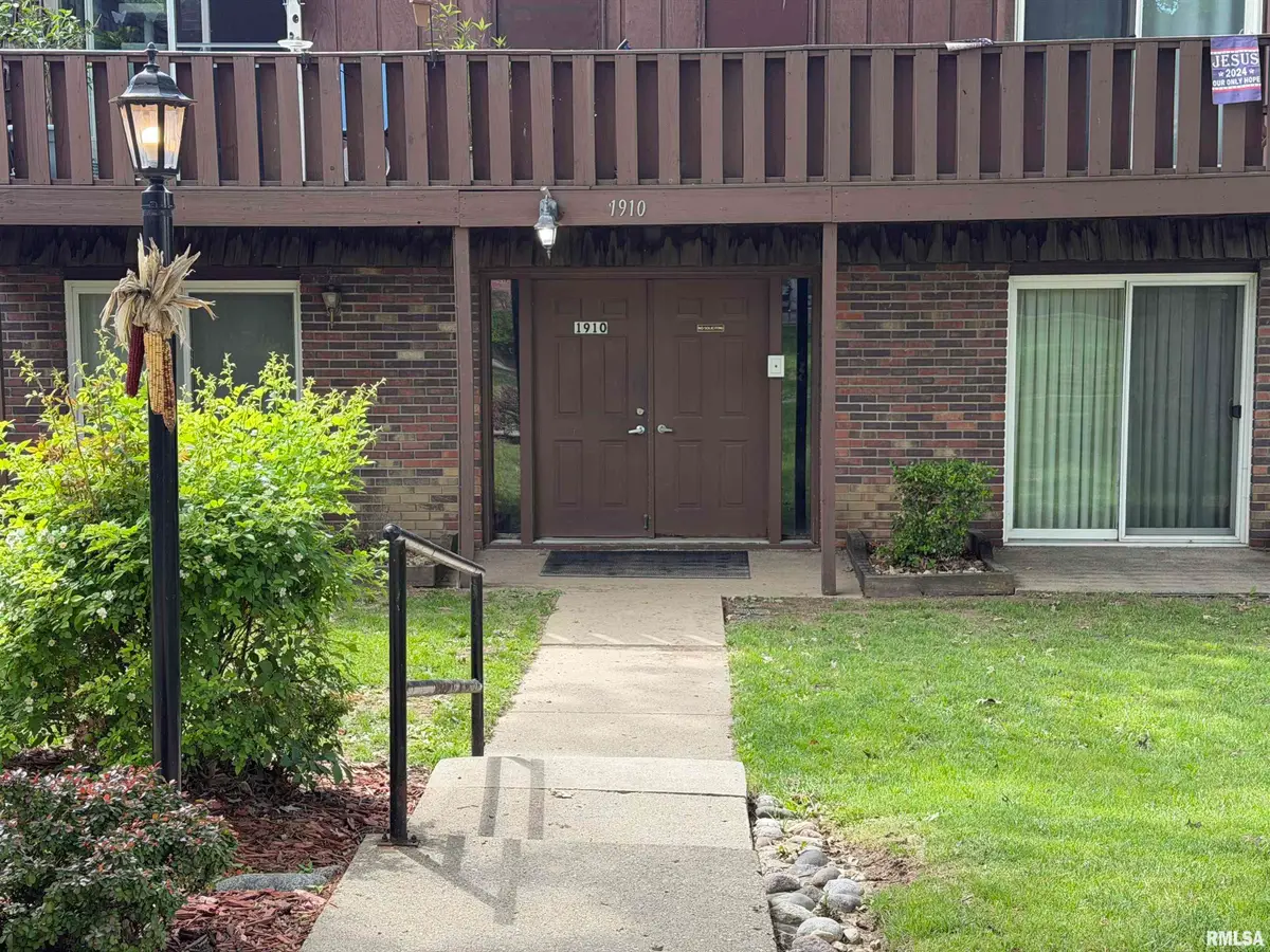 1910 Jeanette Lane #3, Springfield, IL 62702 - #1