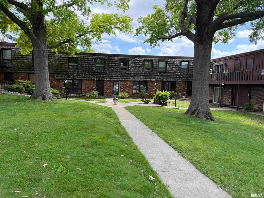 1910 Jeanette Lane #3, Springfield, IL 62702 - #3
