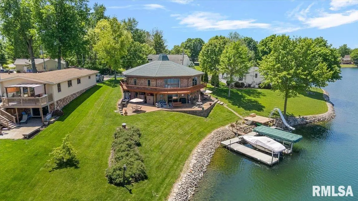 825 Poplar Drive, Petersburg, IL 62675 - #1