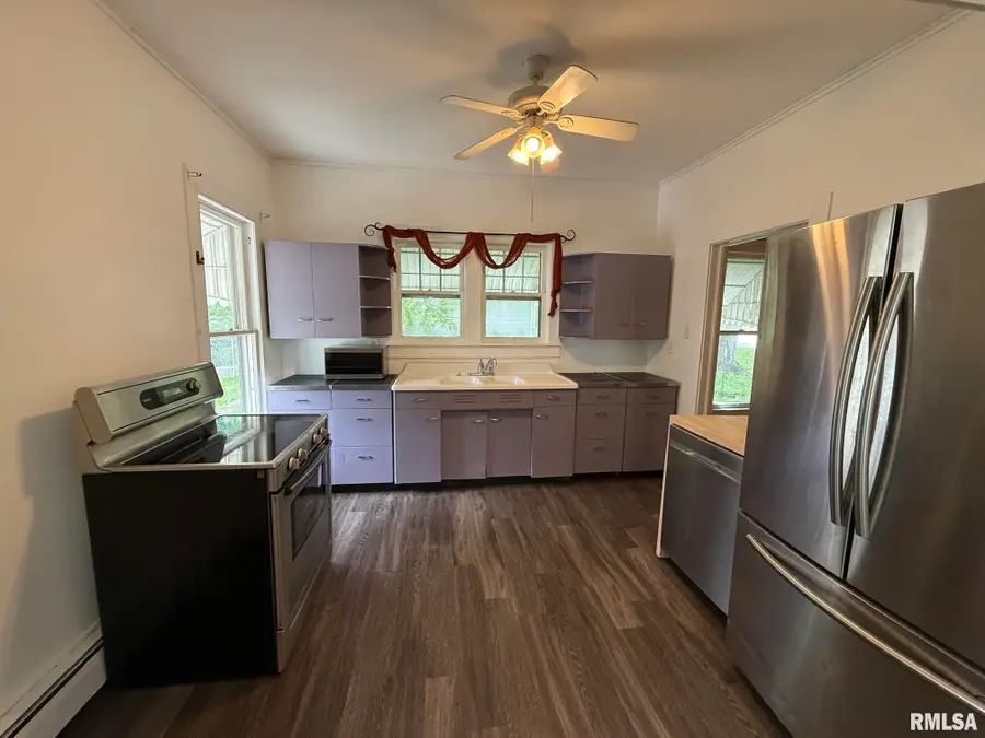 107 S 1st Street, Oakford, IL 62673 - #3