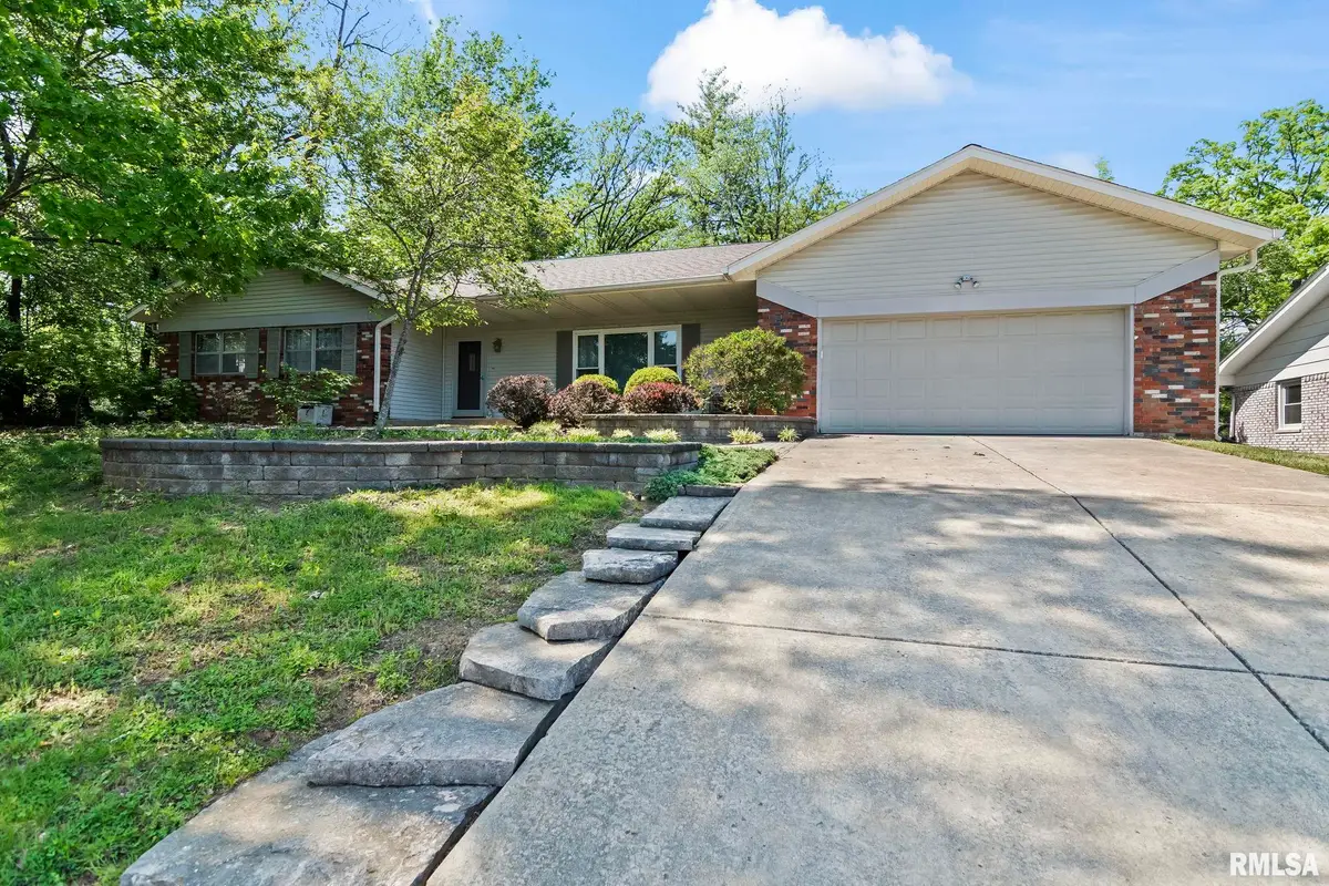 9 Blackberry Run, Springfield, IL 62704 - #1