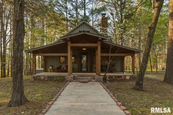 15247 Laminack Road, Carterville, IL 62918