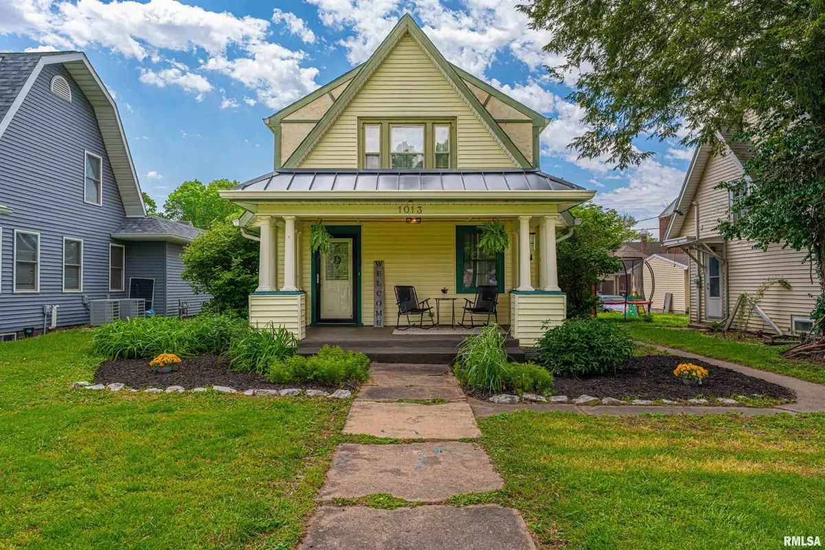 1013 Tremont Street, Lincoln, IL 62656 - #1