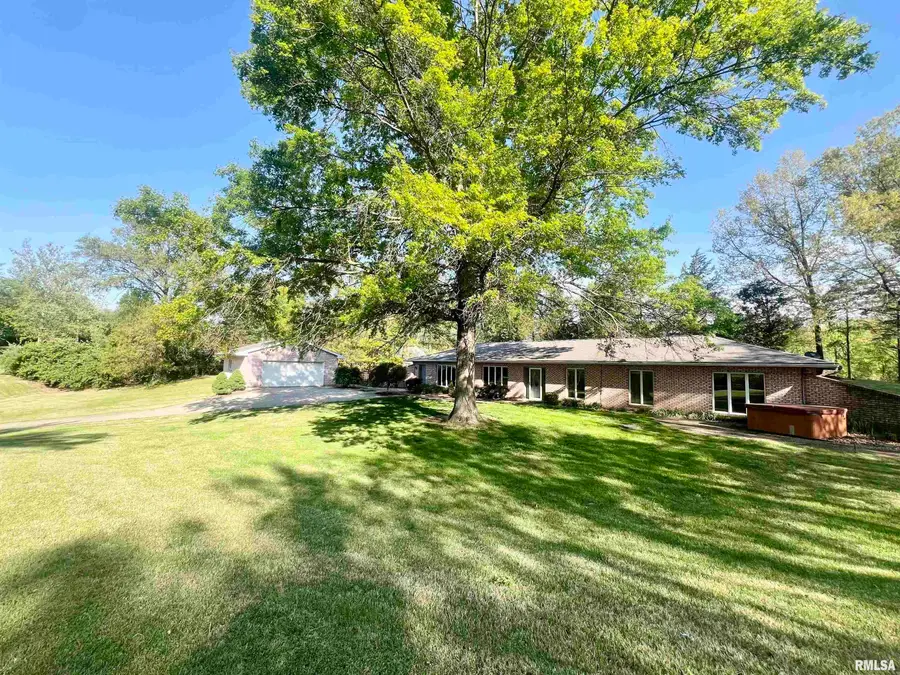 2630 Saint Anthony Road, Quincy, IL 62305 - #2