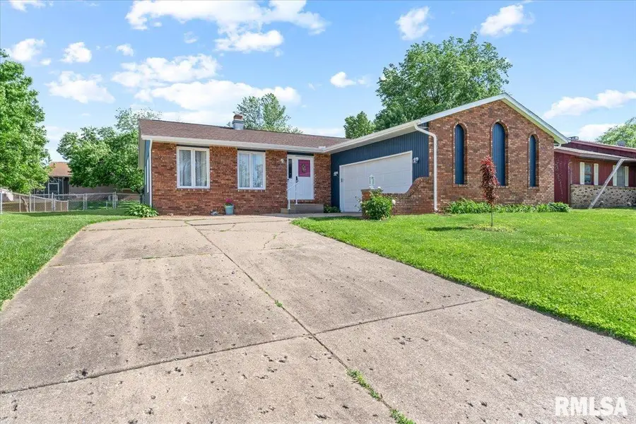 412 Armor Road, Springfield, IL 62704 - #2