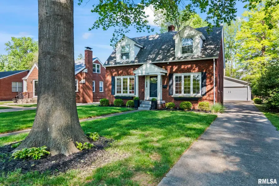 2140 S Walnut Street, Springfield, IL 62704 - #2