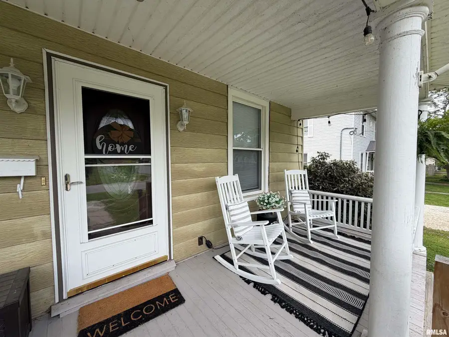 1217 S Garfield Avenue, Burlington, IA 52601 - #2